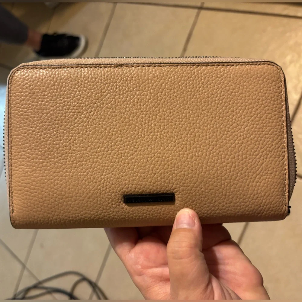 Rebecca Minkoff zippered wallet - Picture 2 of 5